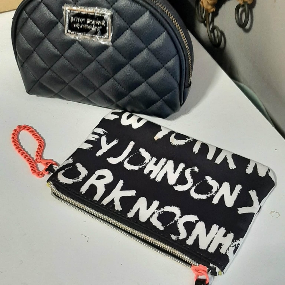 BETSEY JOHNSON "Betseyville" 2 Pc SLG Accessories Set - Picture 6 of 6